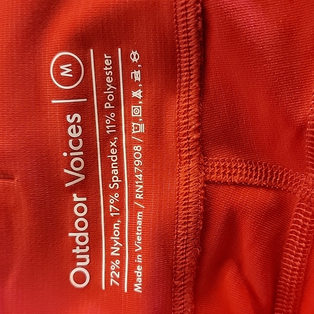 Outdoor Voices Flex 7/8 Leggings - bright
Red Medium - really soft